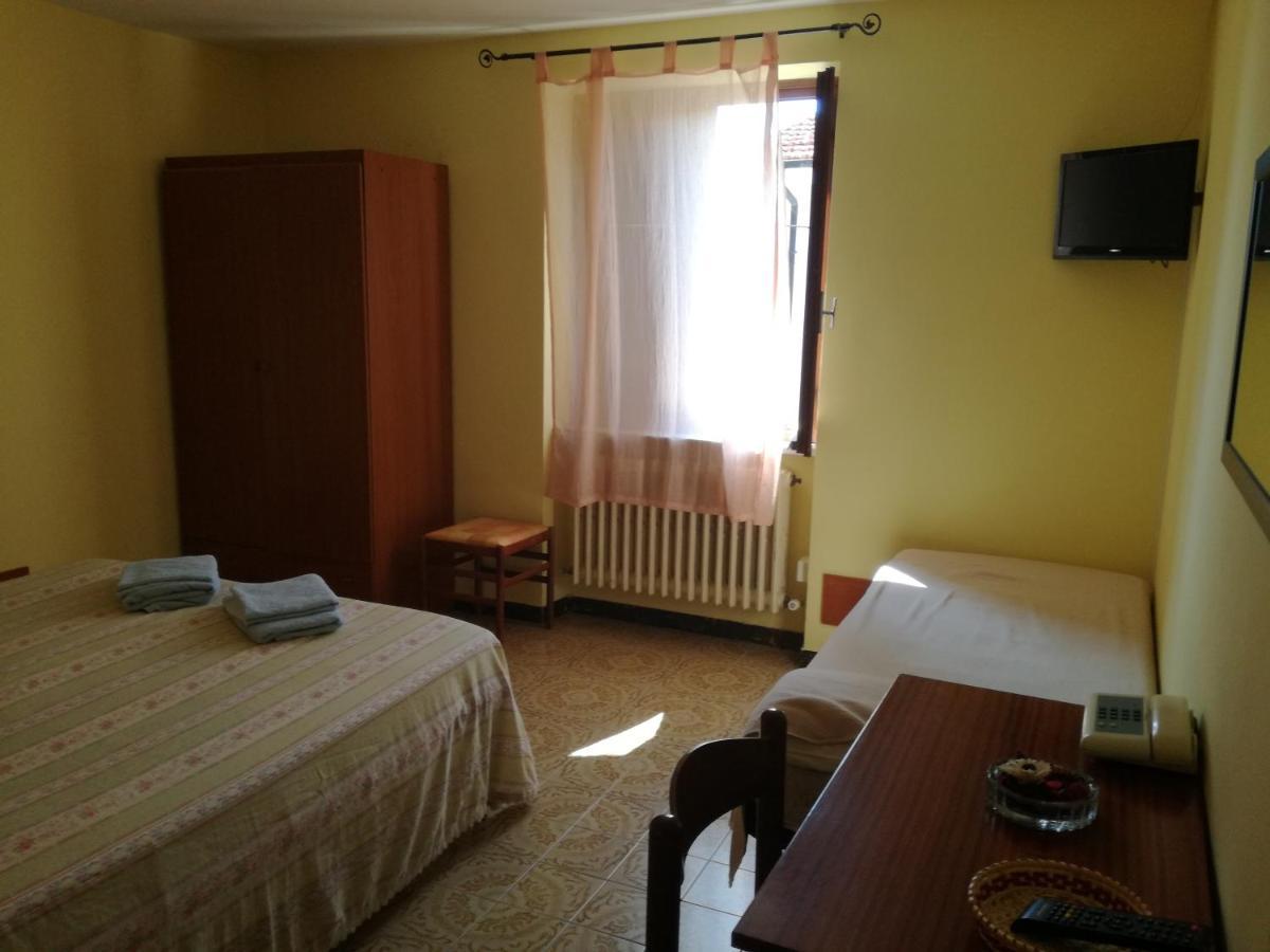 Albergo Al Castello Millesimo Extérieur photo