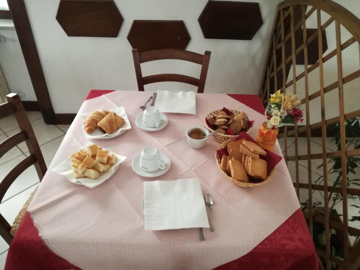 Albergo Al Castello Millesimo Extérieur photo